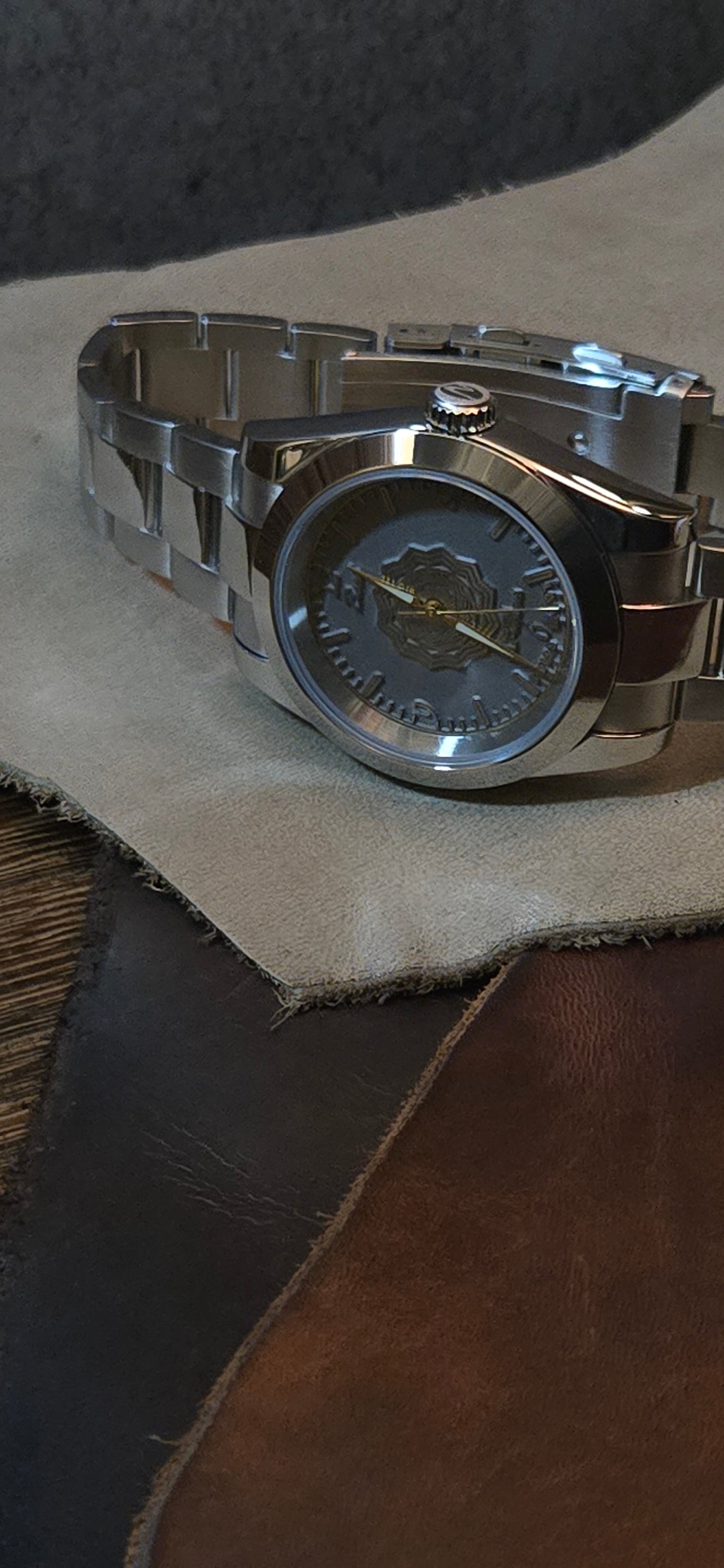 Ordine 006 - Raw Steel
