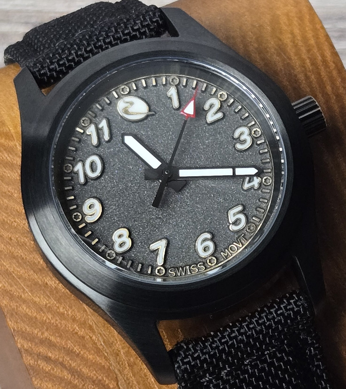 Bearing is built as a compact modern instrument watch, combining strong legibility with the material depth and hand-finished character that define Beck Watch Co. Graphite Matte uses a black PVD finish that gives the same case architecture a darker, more technical character. 